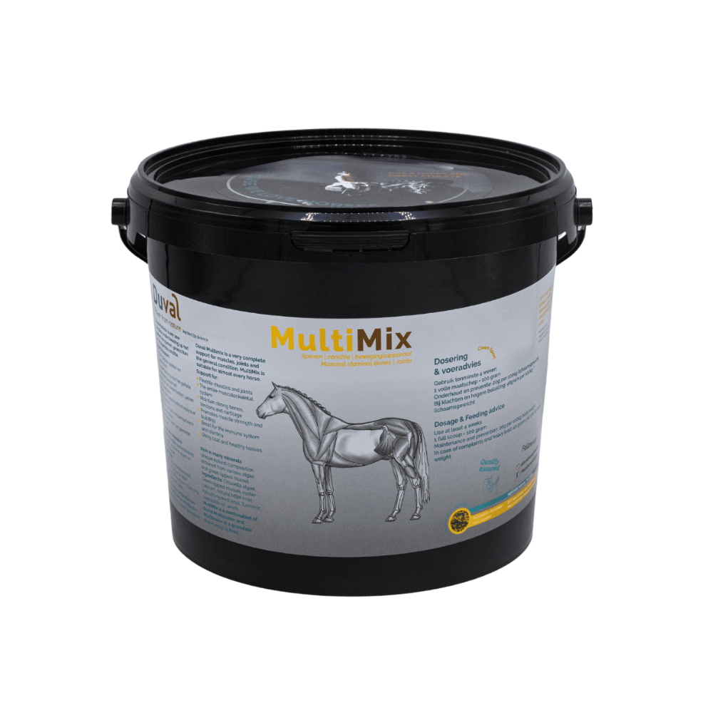 Duval MultiMix emmer – compleet paarden­supplement met hoogwaardige ingrediënten voor spieren, gewrichten en algehele conditie.